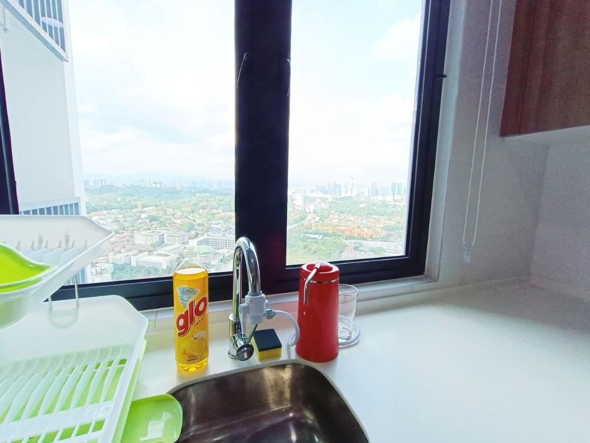 Netflix # Sky Suite Near Jaya One By Salaam Suites, 2 Pax Petaling Jaya Exteriör bild